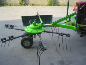 Small Farm Innovations | Billy Bob Stephenson: From Fighter Pilot to Hay Balin’ Legend