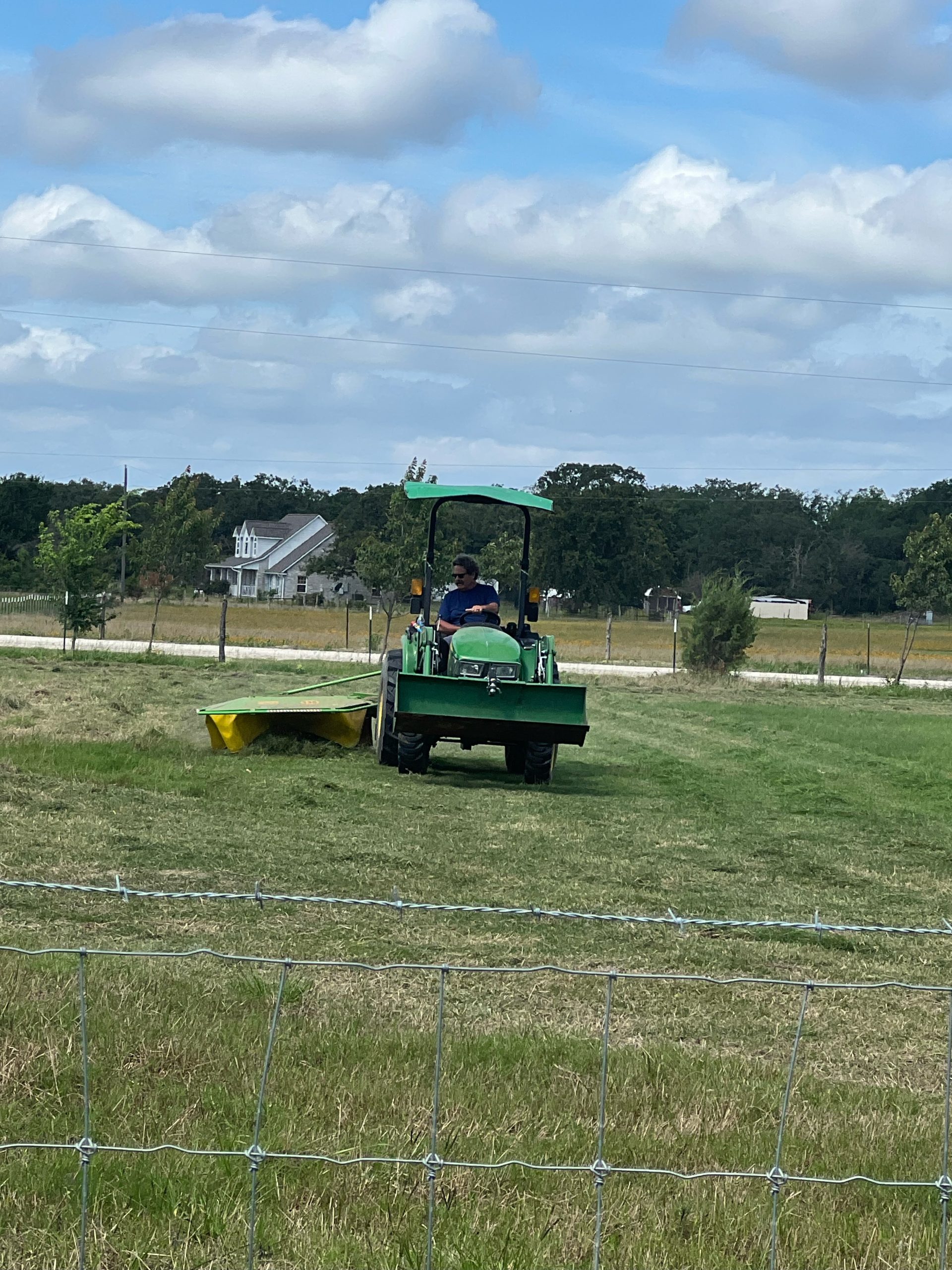 IMG_2385 Small Farm Innovations | Customer Spotlight: Tom Wallace Takes Control of His Hay Season